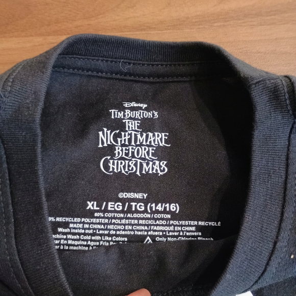 Disney Black T-Shirt with White Nightmare Before Christmas Logo - Picture 2 of 3